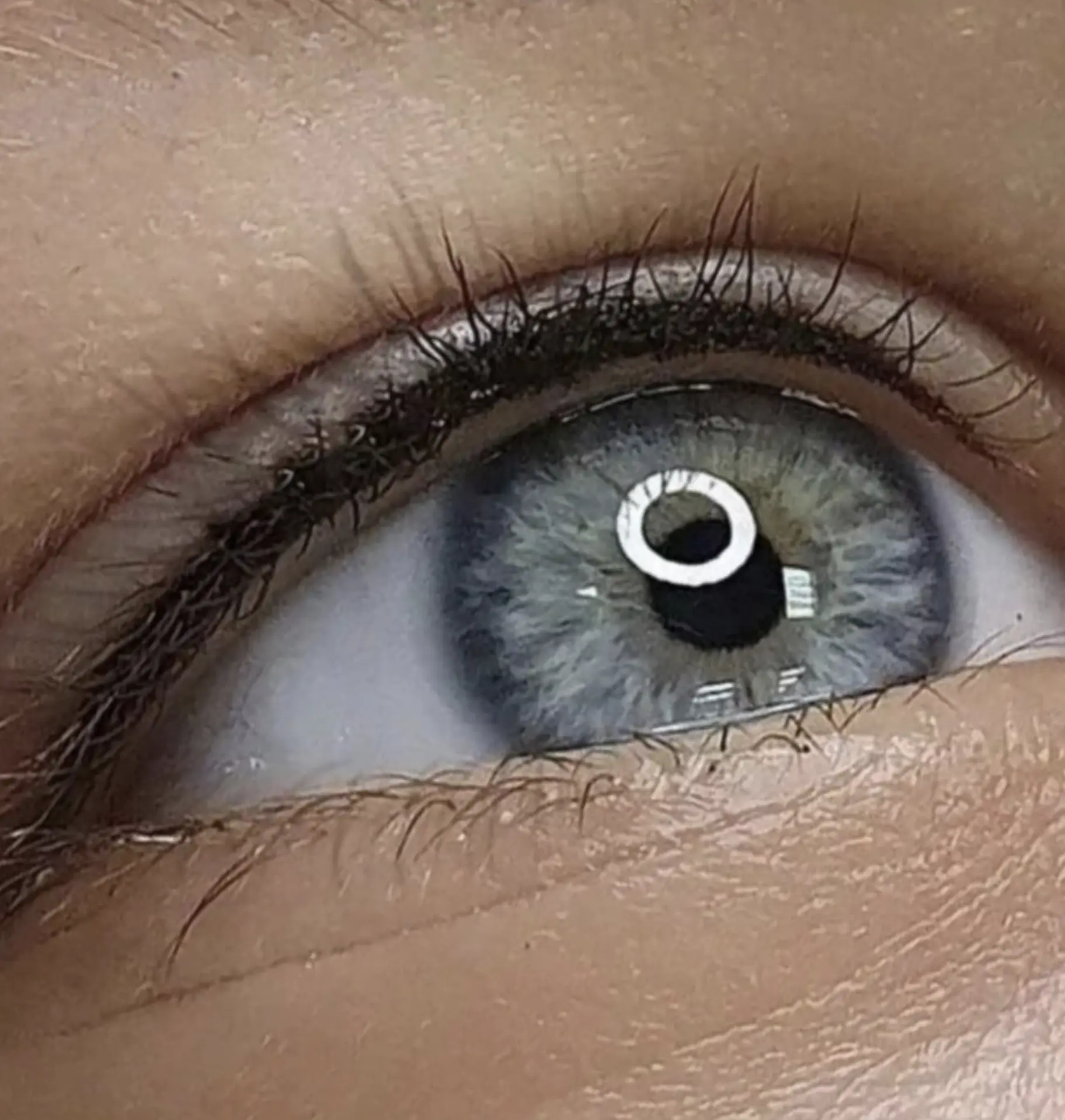 cosmetic eyeliner